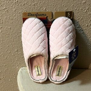Dearfoams Women's Soft Pink Quilted Slippers